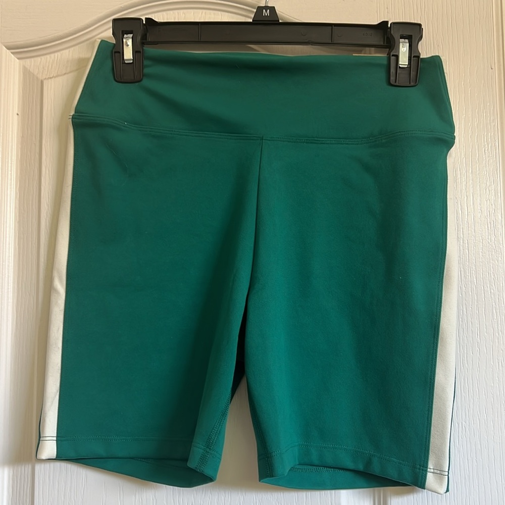 NWT- PINK ACTIVE